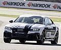 Audi RS 7 piloted driving concept umrundet fahrerlos Hockenheimring im Renntempo 